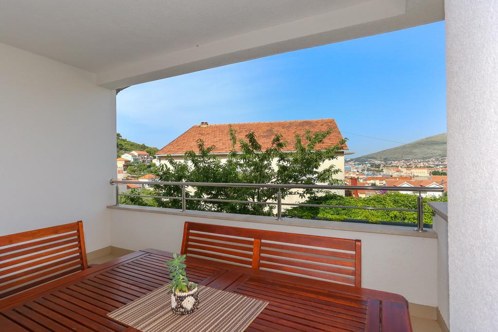 Apartments Ivan Τρογκίρ Εξωτερικό φωτογραφία